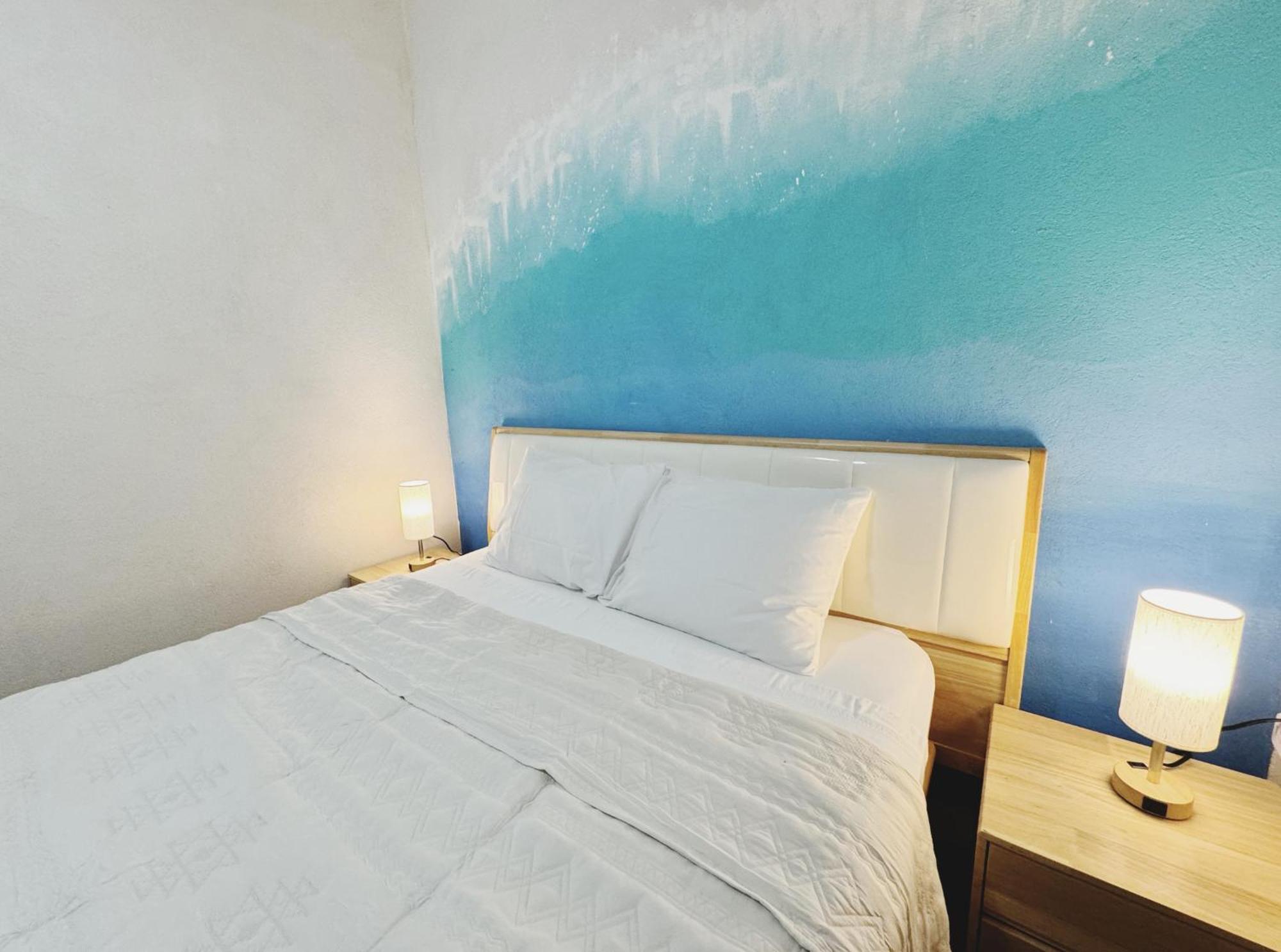 Eden On The Sea Hotel Bridgetown Bilik gambar
